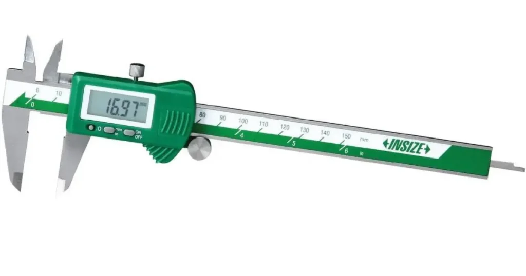 Insize 1112-150 measuring a precision shaft