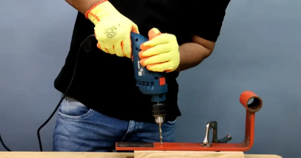 Proper drilling pressure while drilling metal